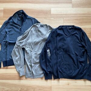 Banana Republic & J.Crew - Men’s Sweaters - Size Medium